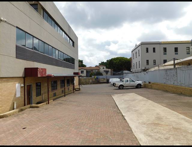 5,047M² OFFICE TO LET IN FERNDALE